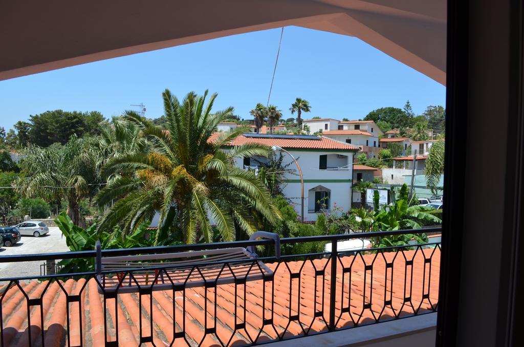 Hotel Marinella Capo Vaticano Exterior photo